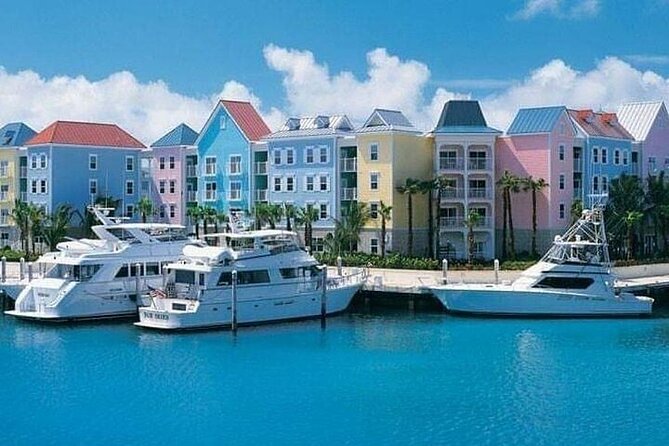 Private Roundtrip Sedan Airport Transfer to Paradise Island - Air-conditioning and vehicle comfort