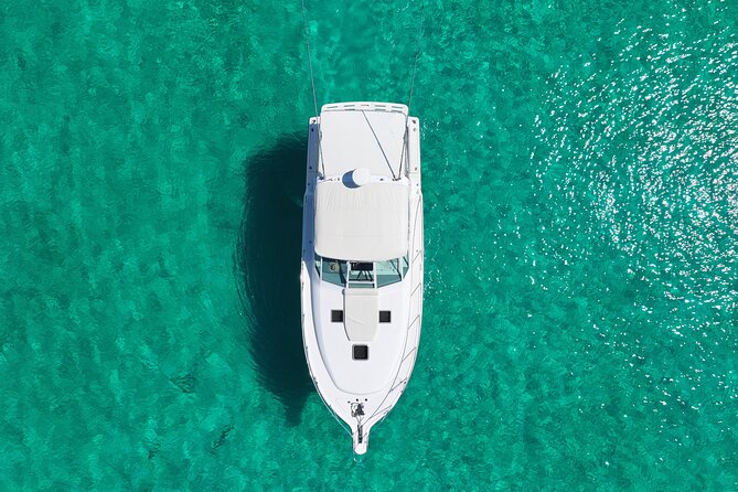 Private Snorkeling or Fishing Charter in Nassau - 38ft Free Time - Rose Island and Footprints Beach Bar and Grill