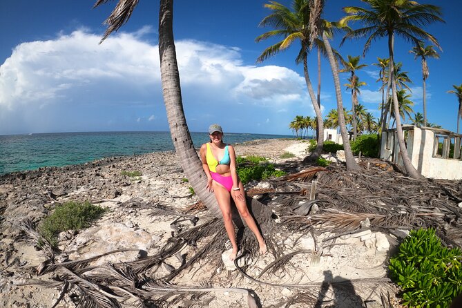 Rose Island Adventure: Turtle Swim and Snorkel - What the crew adds to the day