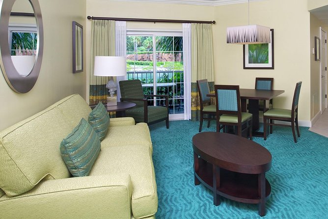 Round trip Airport (LPIA) to Baha Mar, Melia, West Bay St, Cable Beach, Breezes - Ricky’s personal touch