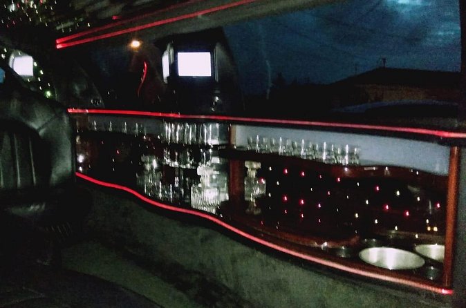 Round Trip Nassau Airport ARRIVAL (NASSAU LIMOUSINE) - Flight delays are the biggest practical concern