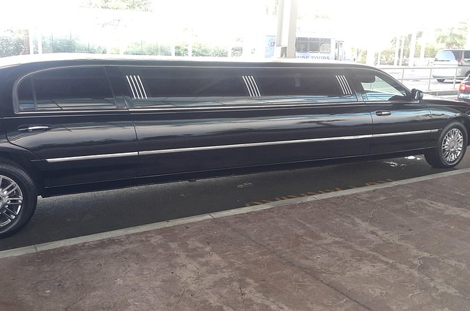 Round Trip Nassau Airport ARRIVAL (NASSAU LIMOUSINE) - Who will get the most from this service