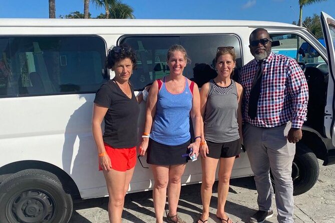 Round Trip Private Airport To Hotel Transfer in Nassau - What the ride is like inside the vehicle
