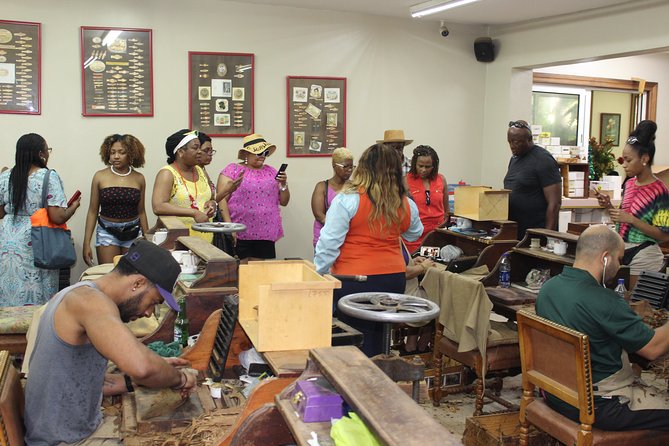 Rums and Reggae Tour (Shore Excursion) - Bahamas Rum Cake Factory: a short, tasty stop