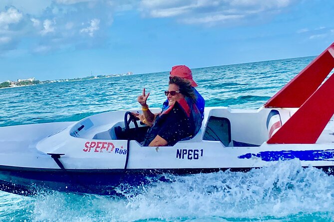 Self Drive Speedboat and Swim with the Pigs - Learning the Boat Without a License
