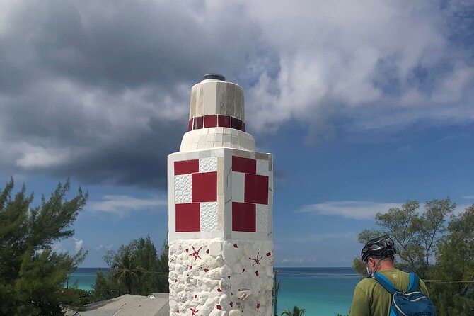 Shared Island Bike Tour in Bailey Town - Alice Town and the Hemingway connection