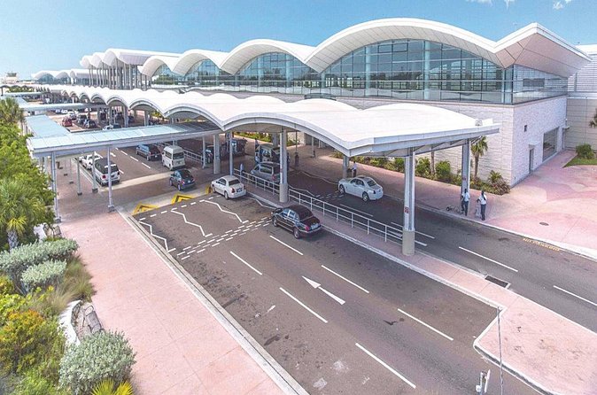 Shared Shuttle Round-Trip Airport Transportation - Is $40 a good deal for Nassau?