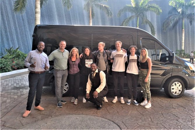 Small Group/ Family Private Roundtrip Airport Shuttle - What the private vehicle means for a group of 10