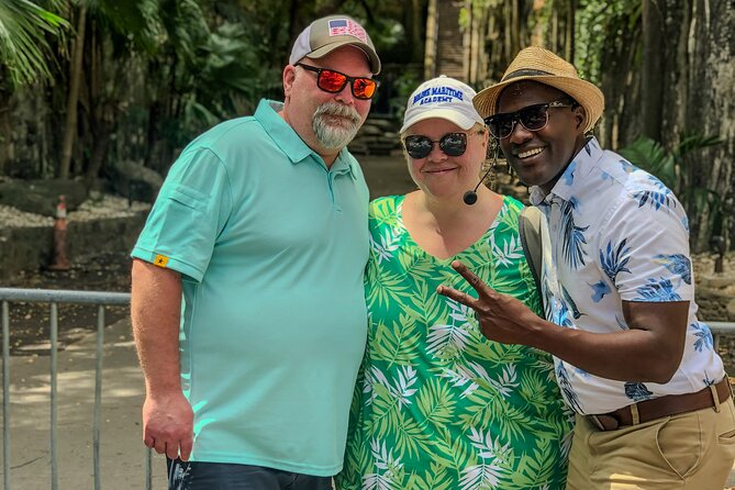 Top Tier Island Historical and Landmark Nassau Bahamas Tour - Parish makes the ride feel personal